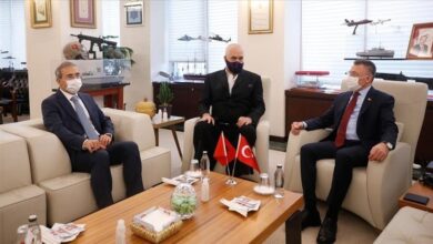 صورة رئيس الوزراء الألباني يزور مؤسسة الصناعات الدفاعية التركية