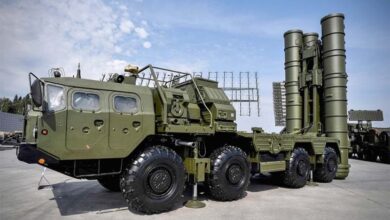 صورة وزير الدفاع التركي يقترح نموذج”كريت” لمنظومة S400