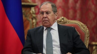 صورة لافروف: تركيا لا يمكنها الوقوف جانبًا حيال ما يجري بسوريا