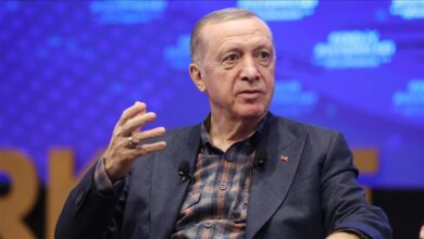 صورة أردوغان: سنقتلع شوكنا بأيدينا شمالي سوريا الرئيس التركي