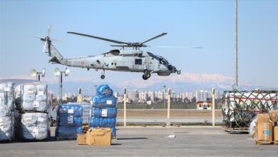 صورة تركيا.. مروحيات الجيش نقلت أكثر من 1500 طن مساعدات لمناطق الزلزال