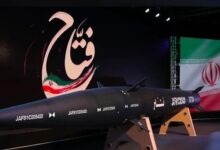 صورة إيران تكشف عن أول صاروخ باليستي “أسرع من الصوت”
